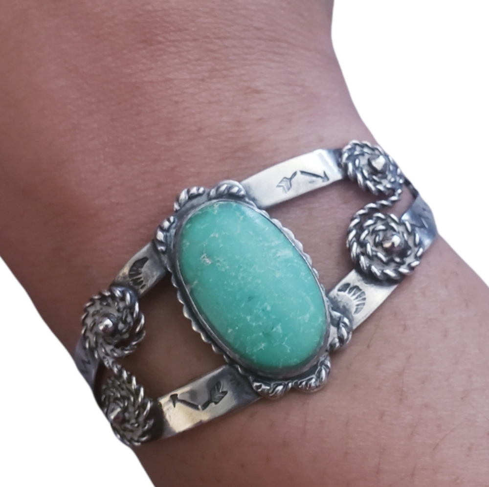 Native Sterling Silver Cuff/Bracelet - image 2